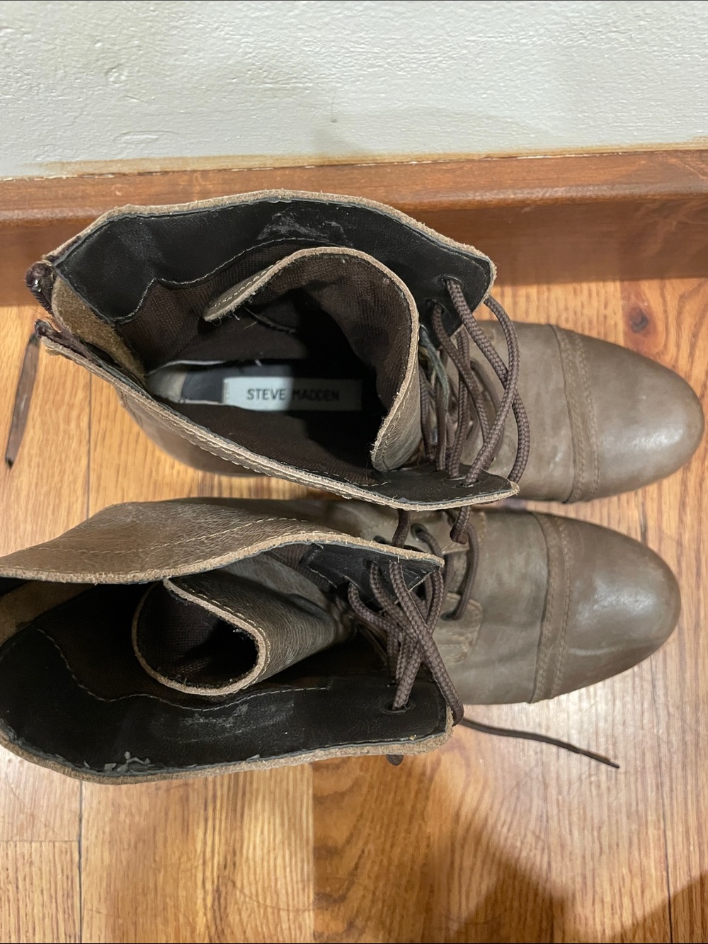Steve Madden Women's Brown Lace-Up Combat Boots